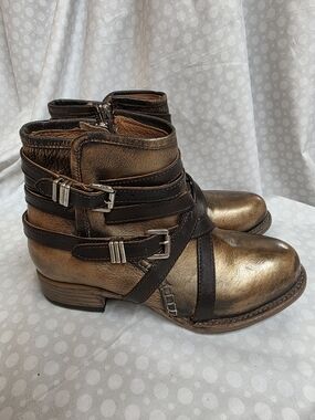 Redford Freebird by Steven Metallic Bronze Ankle Boots with Dark Brown Straps